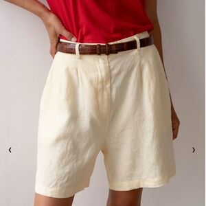 Donni. The Linen Pleated Short (Size: Small | Color: Butter Yellow)